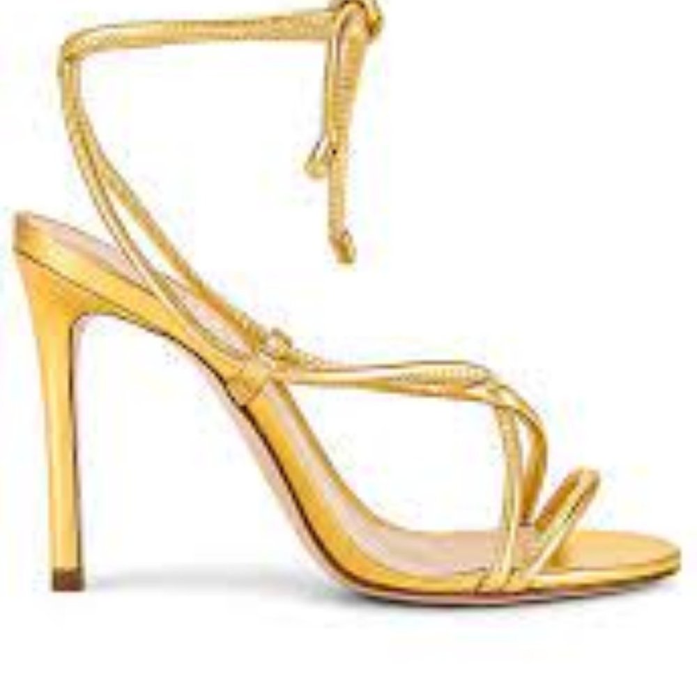 Schutz Dale Sandal in Ouro Gold metallic. Size 6B NWOB